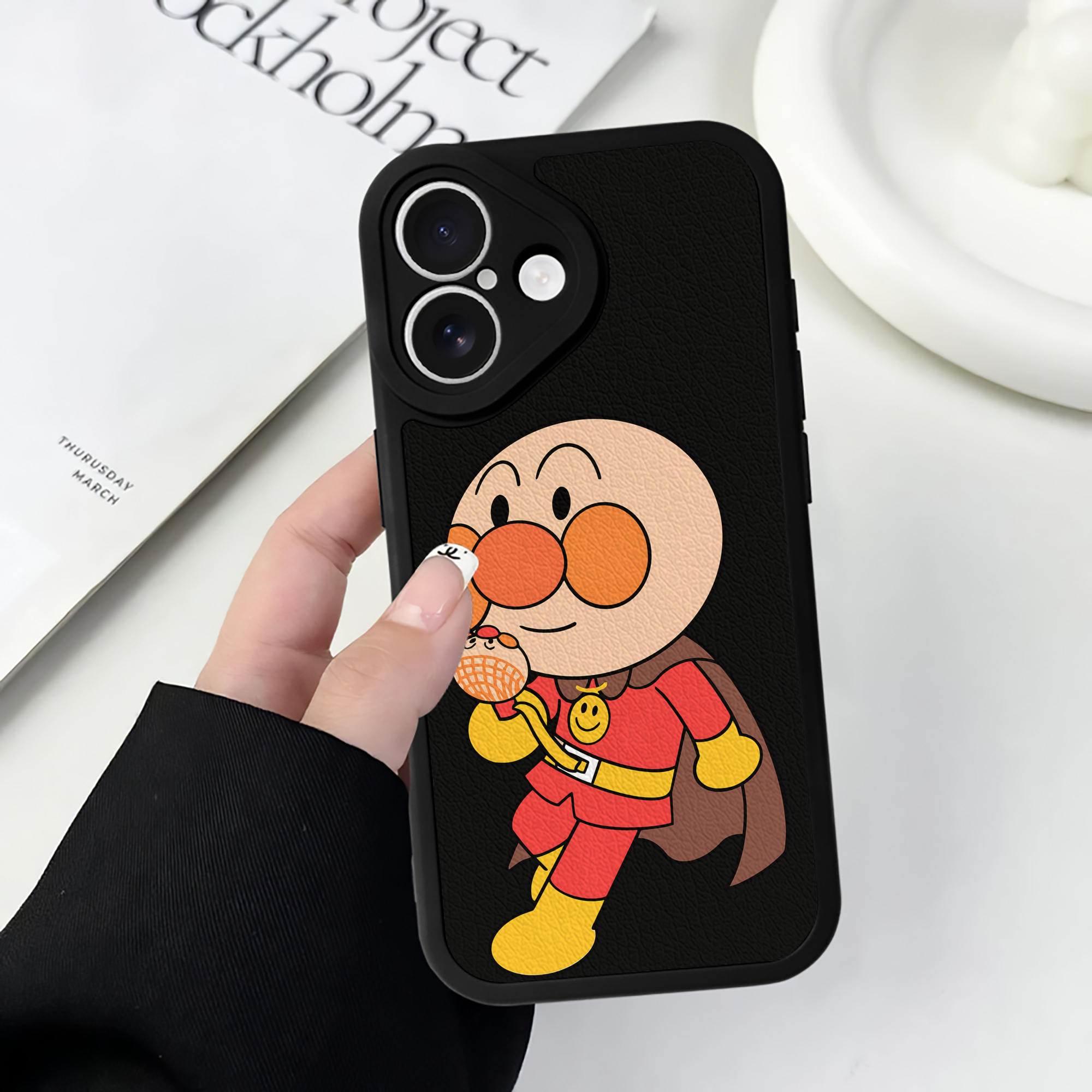 （画像用） アンパンマン Anpanman 【iPhone 16シリーズ対応】シリコンスマホケース（レザー調） 材質：シリコン